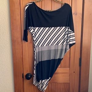 Size small Marshmallow brand top